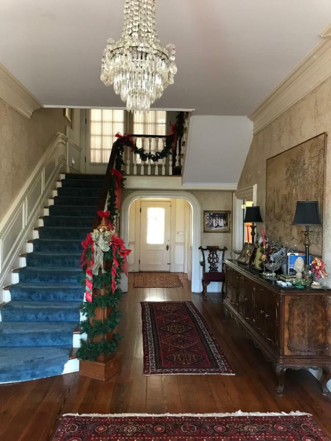 Springwood Inn Анистън Екстериор снимка